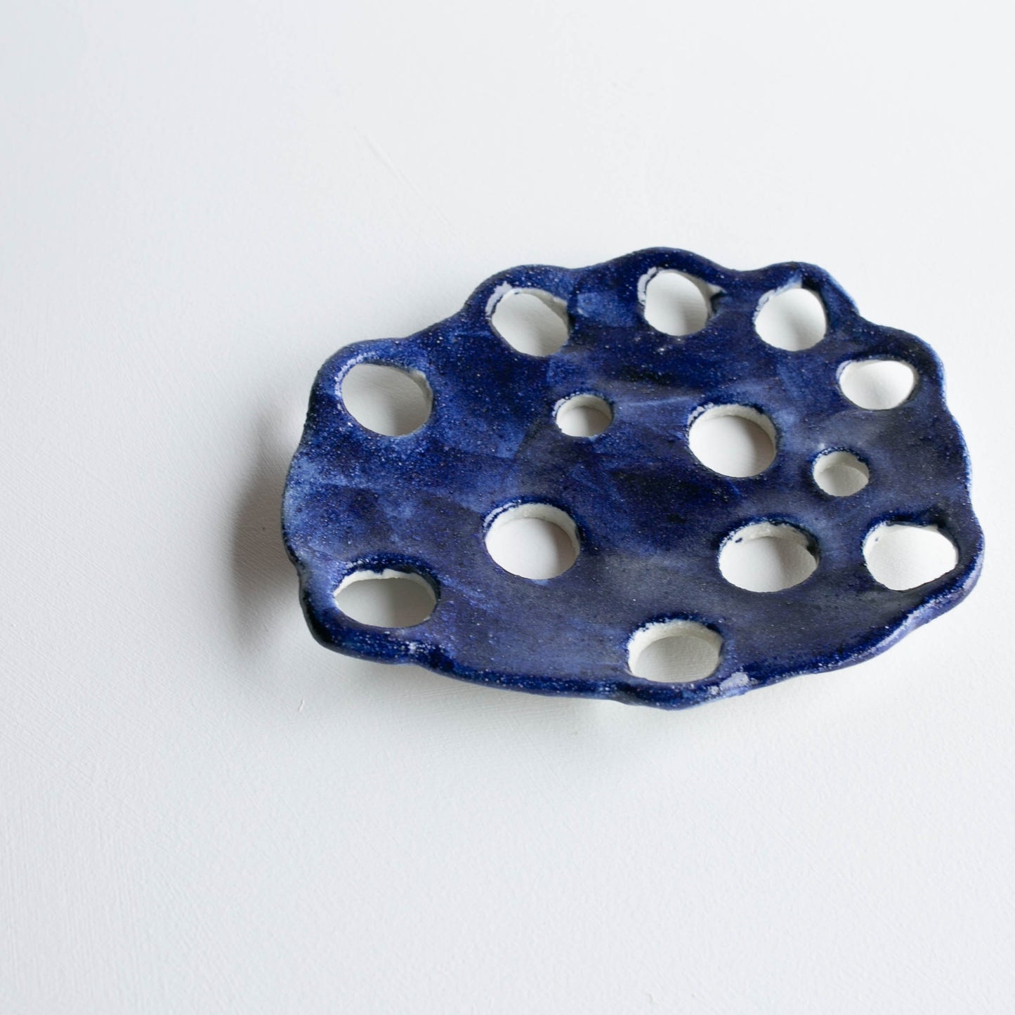 Stoneware lotus bowl | Sarah |