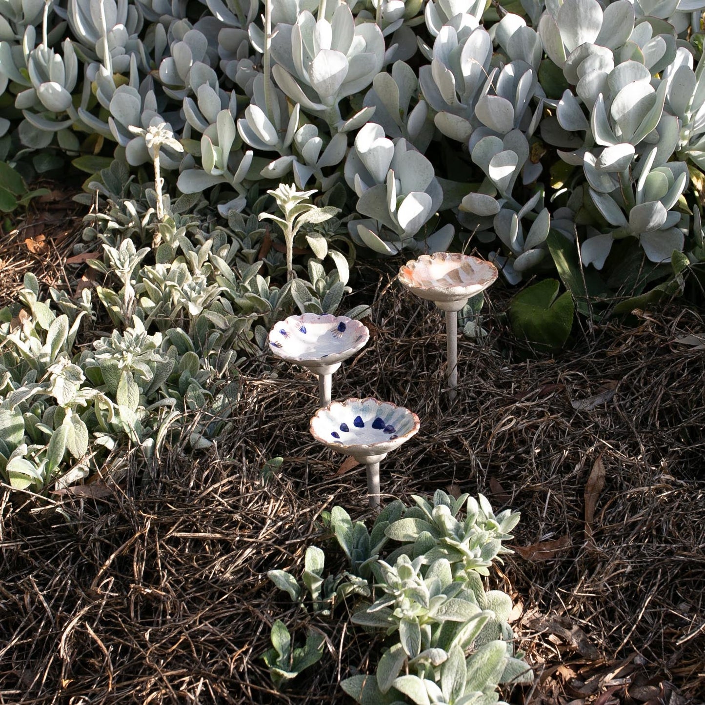 Single Flower Bee Bowl