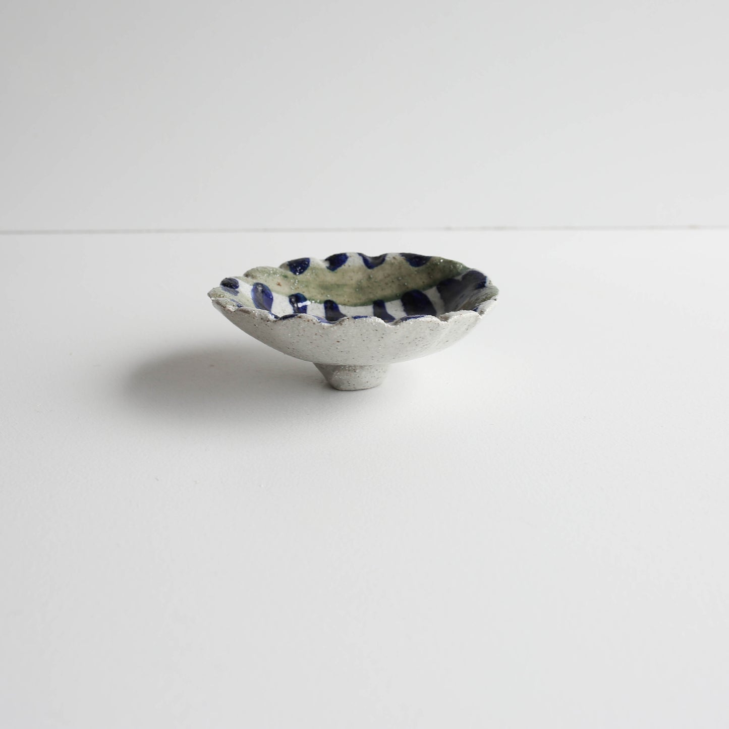 Small flower dish