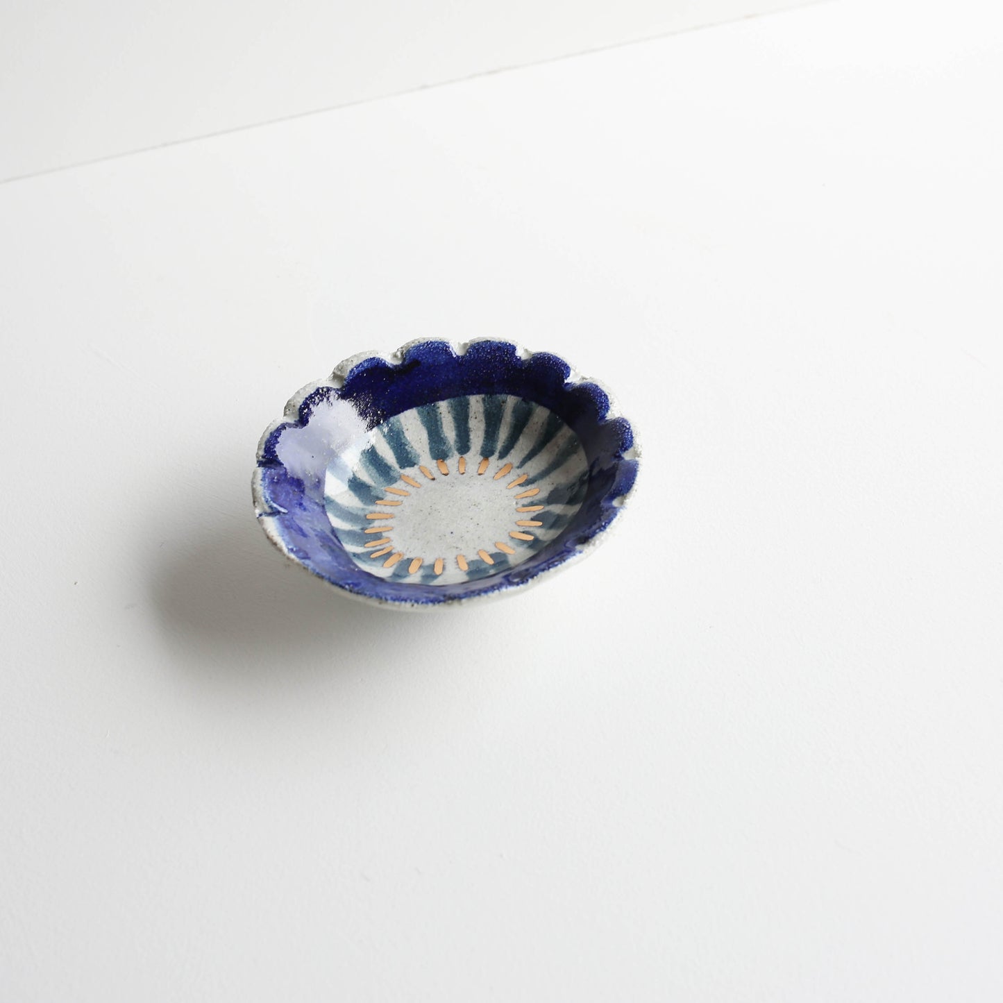 Small flower dish