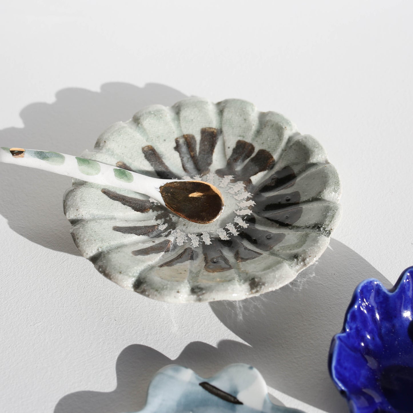 Porcelain mini dish set