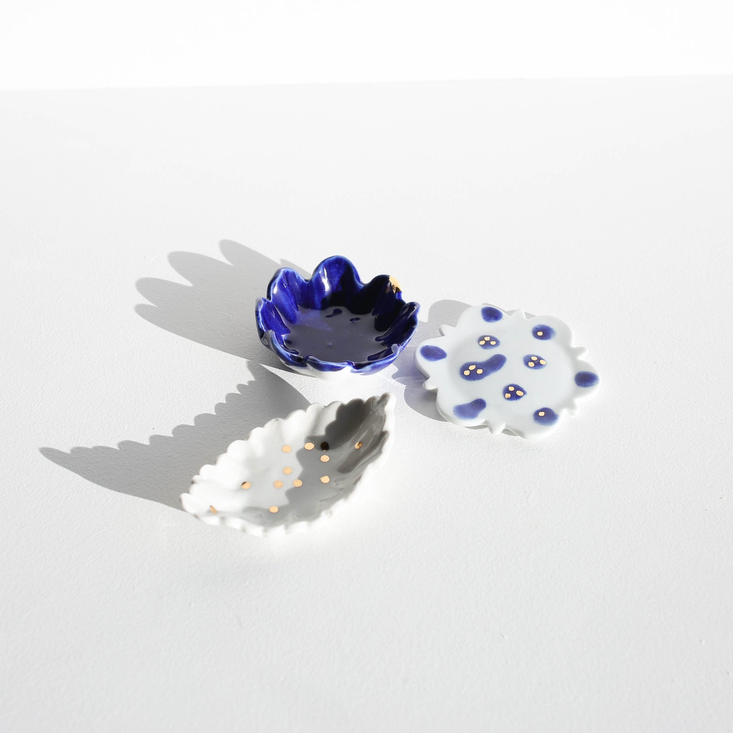Porcelain mini dish set