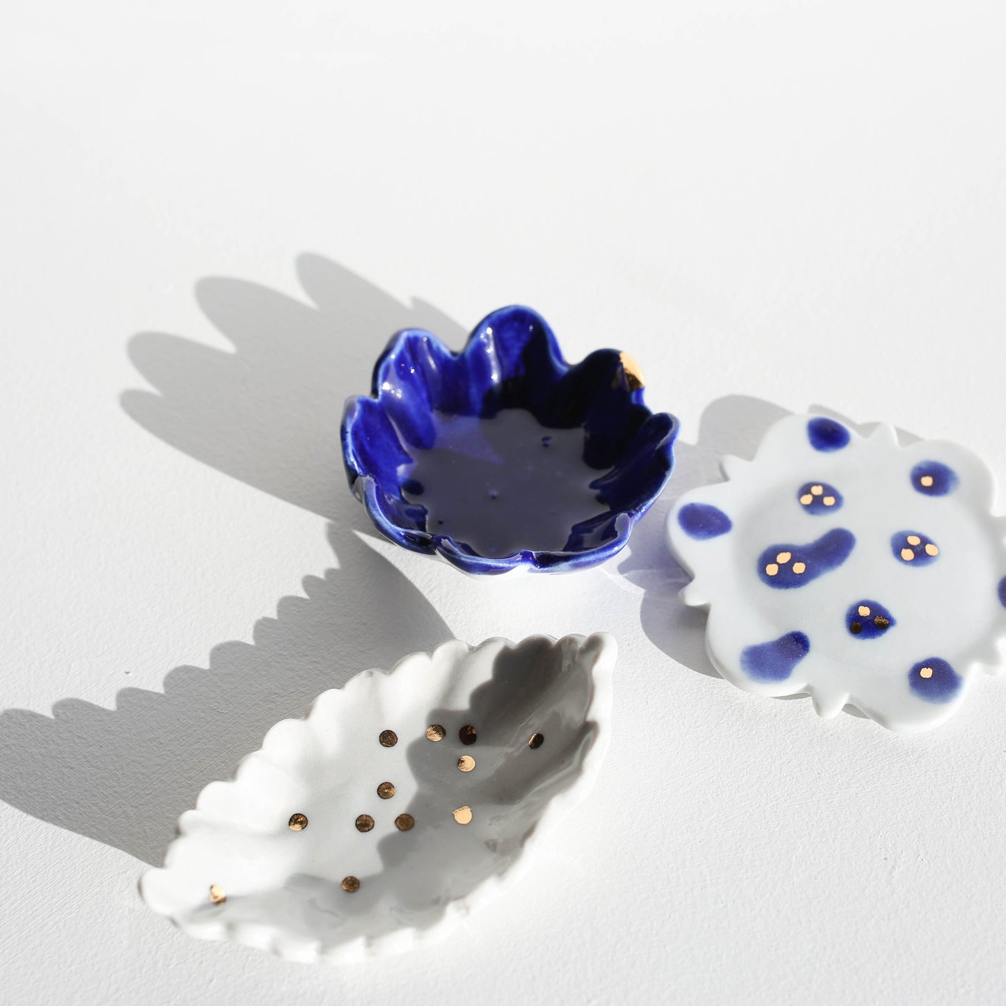 Porcelain mini dish set