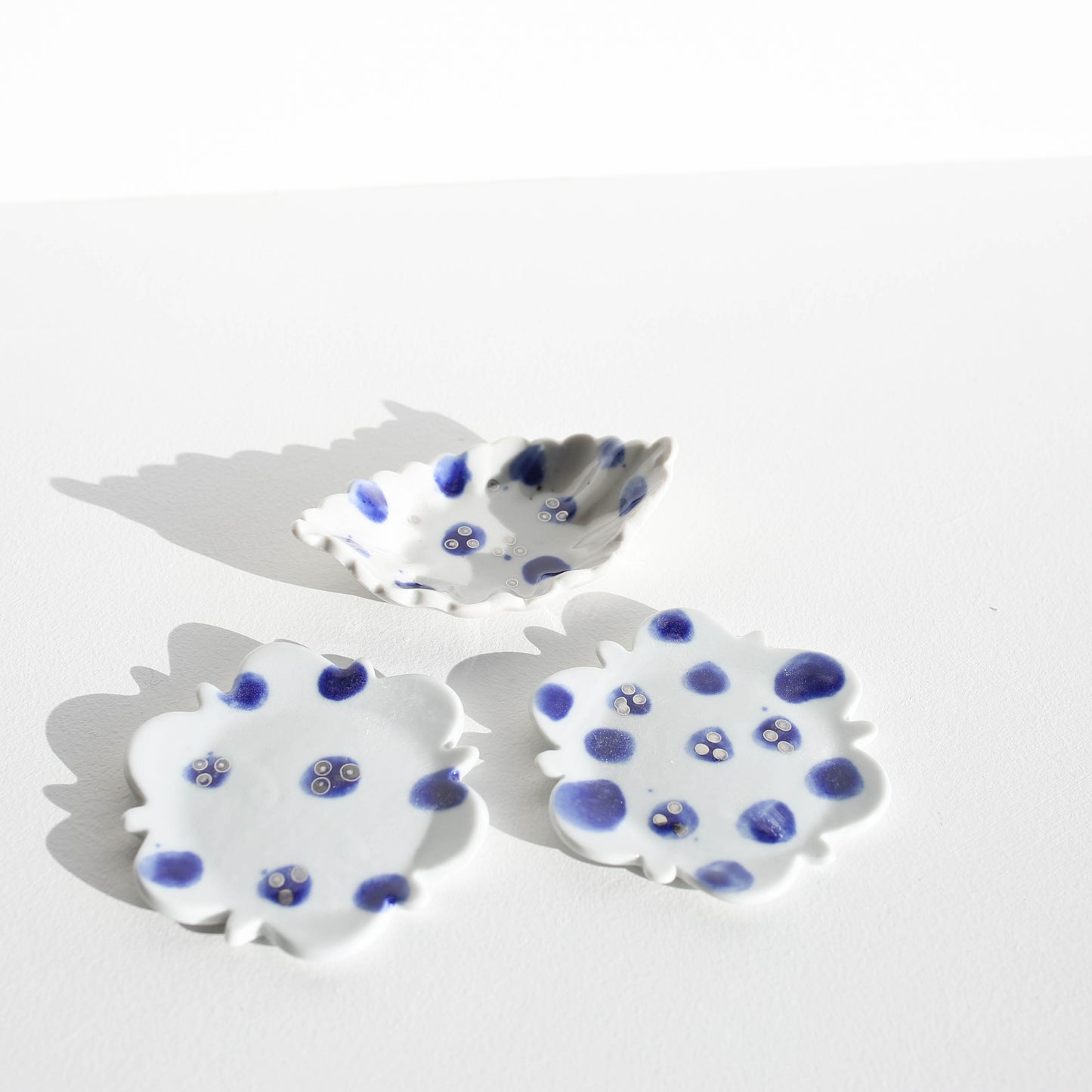 Porcelain mini dish set