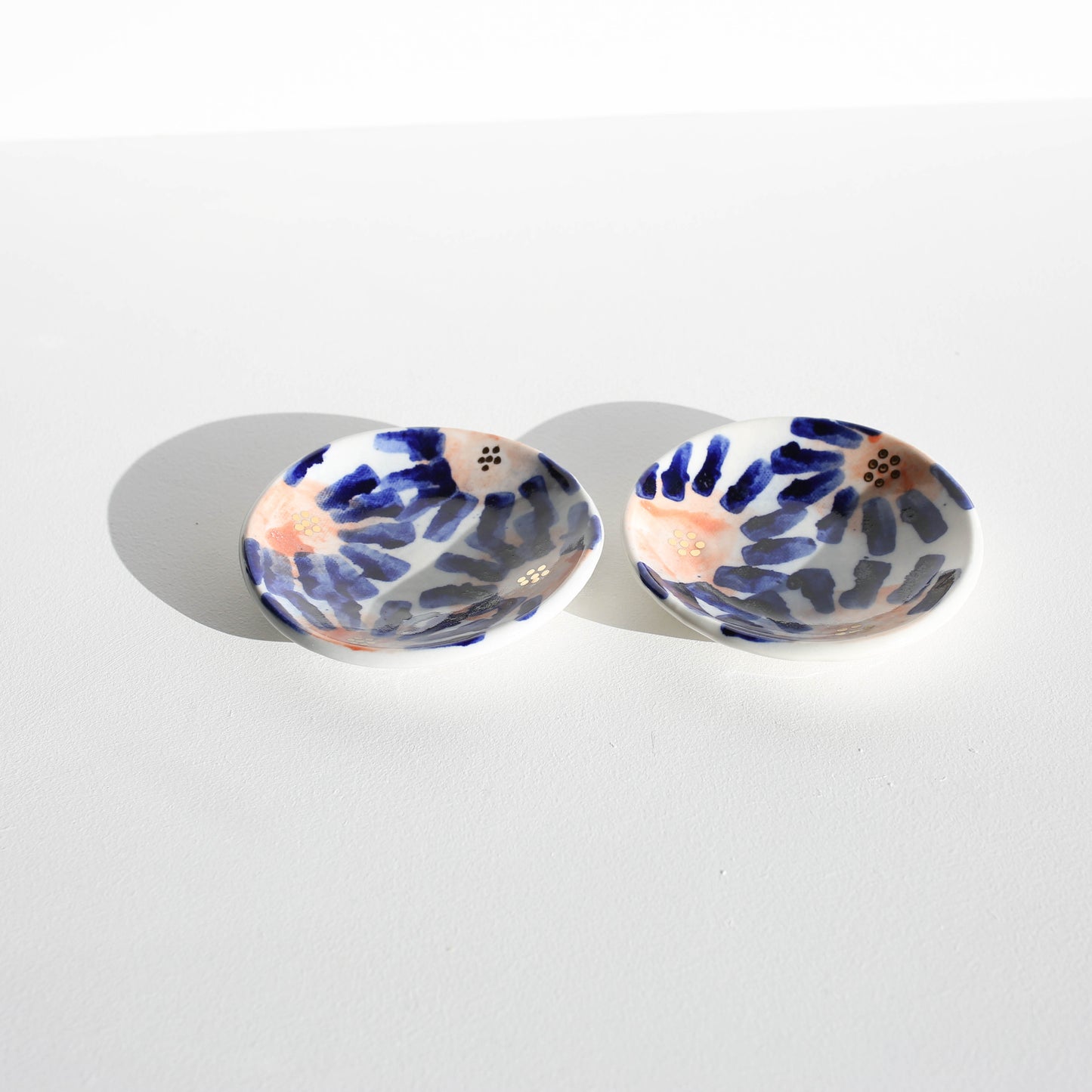 Porcelain mini dish set