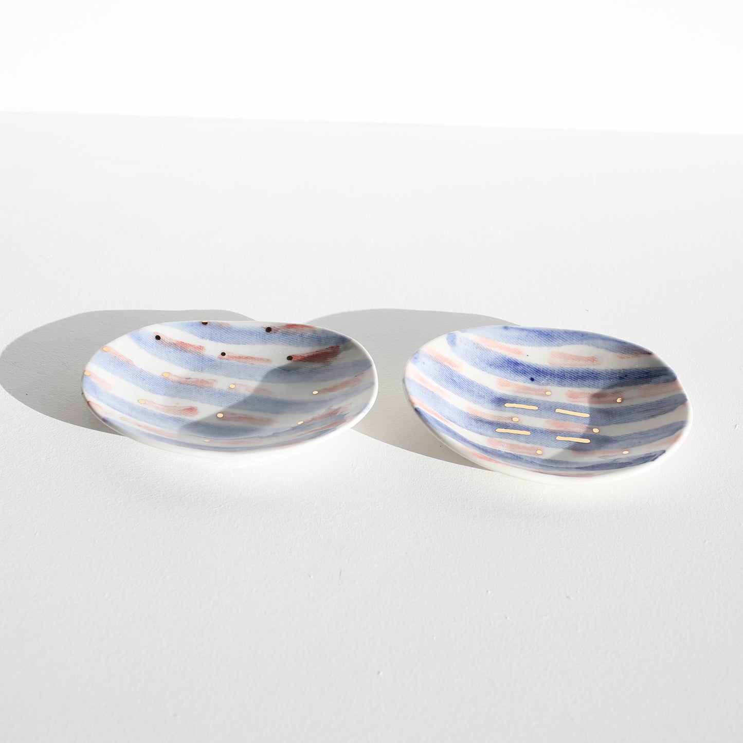 Porcelain mini dish set