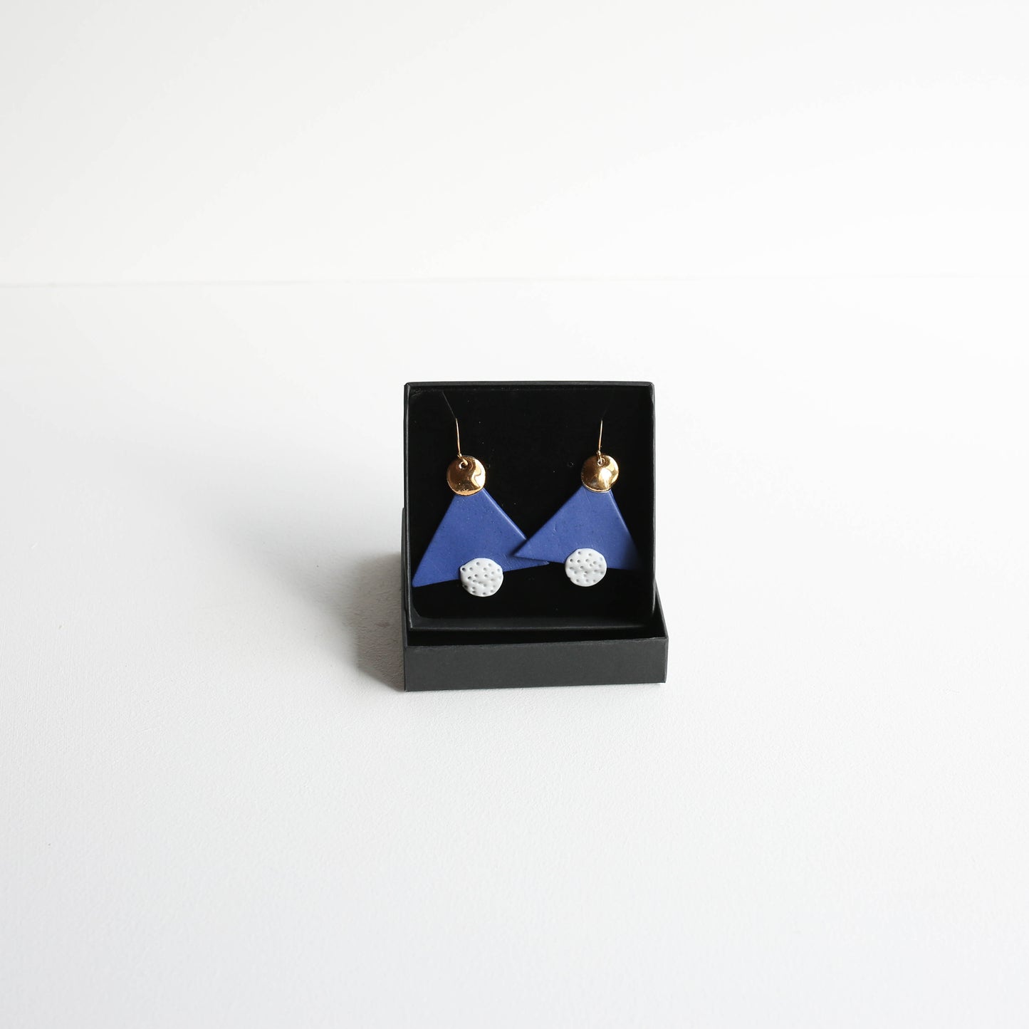 Large earrings | Porcelain | Gold