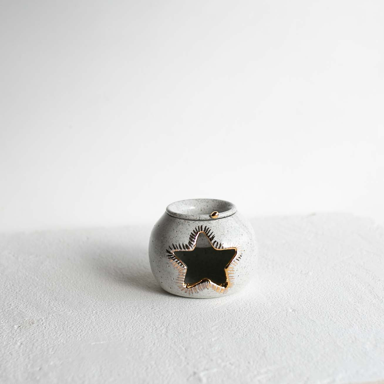 Golden Basil | Ceramic Oil Burner