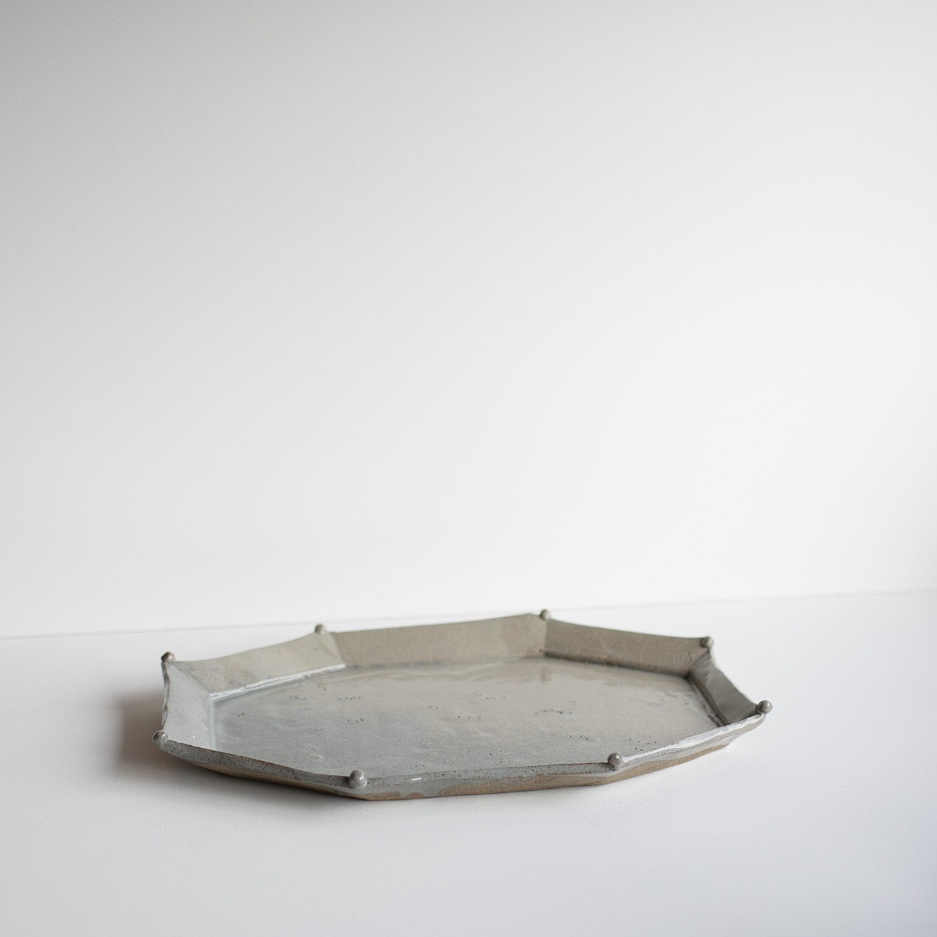 Nuetral platter pearls 3