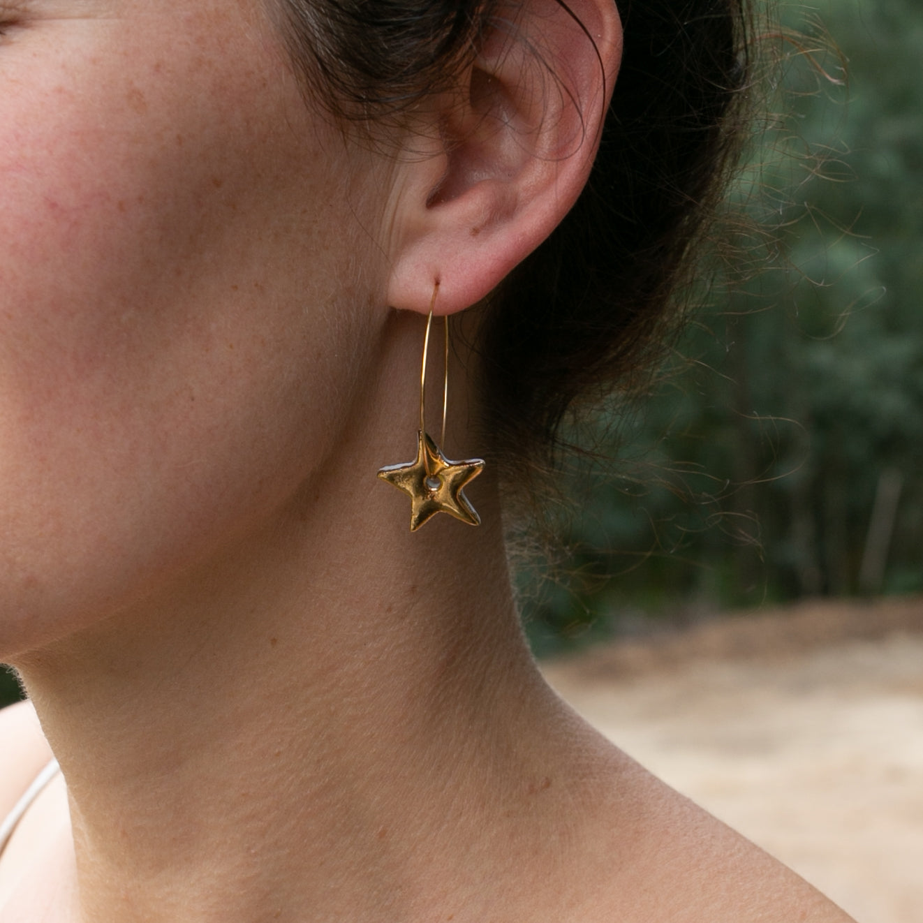 Star earrings | Porcelain | Gold