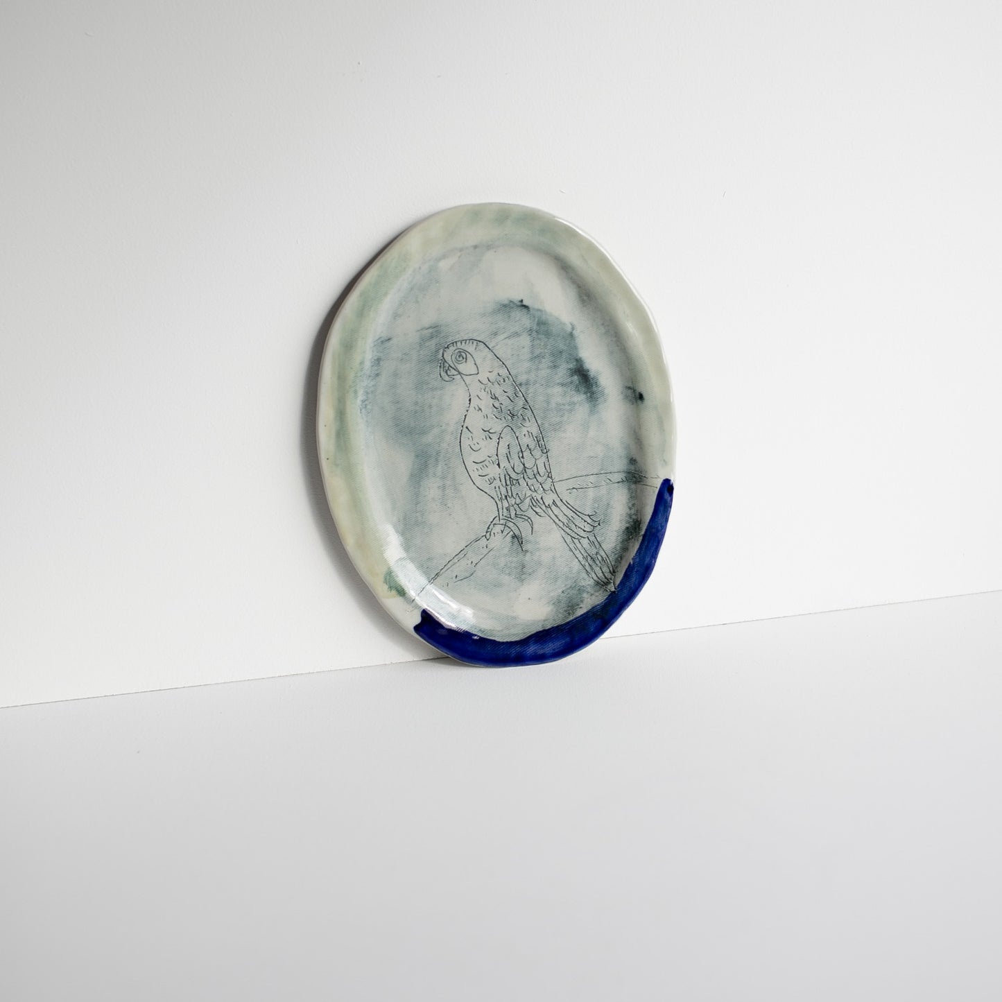 Louis the parrot | Animal Friends Plate