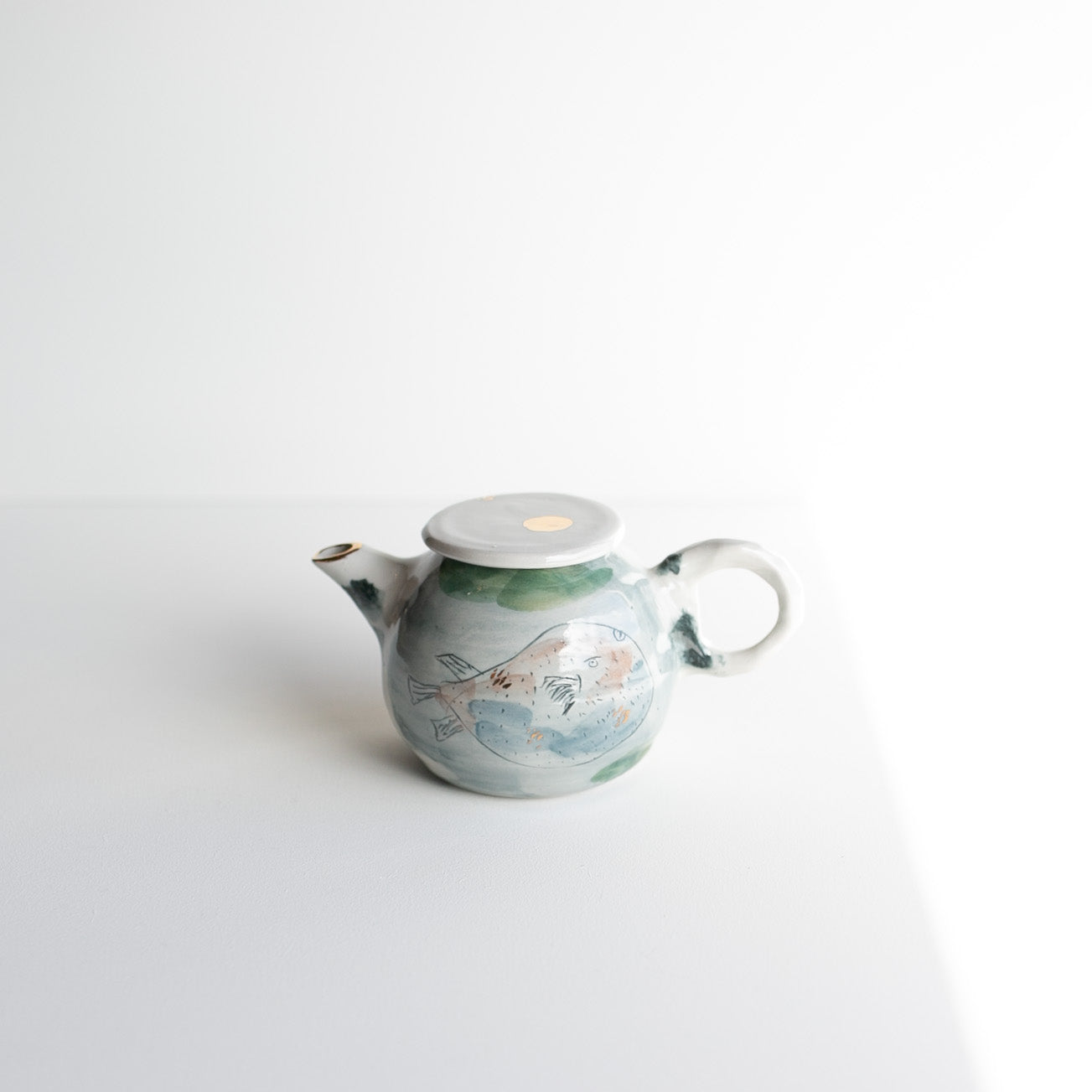 Teapot- Pufferfish and whale | Gold