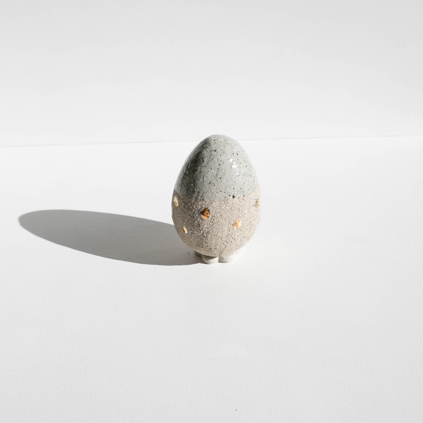 Large egg GOLD