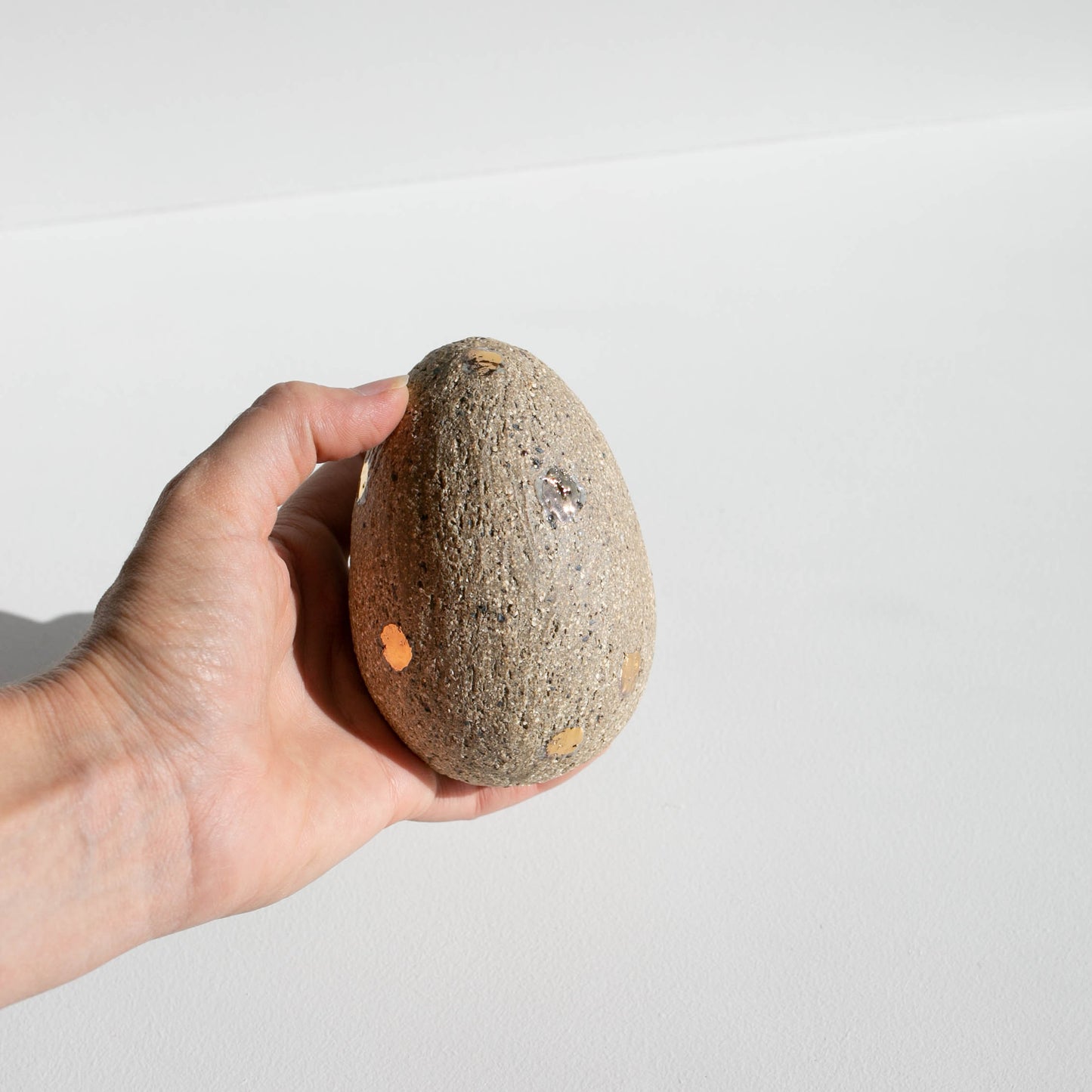 Large egg GOLD