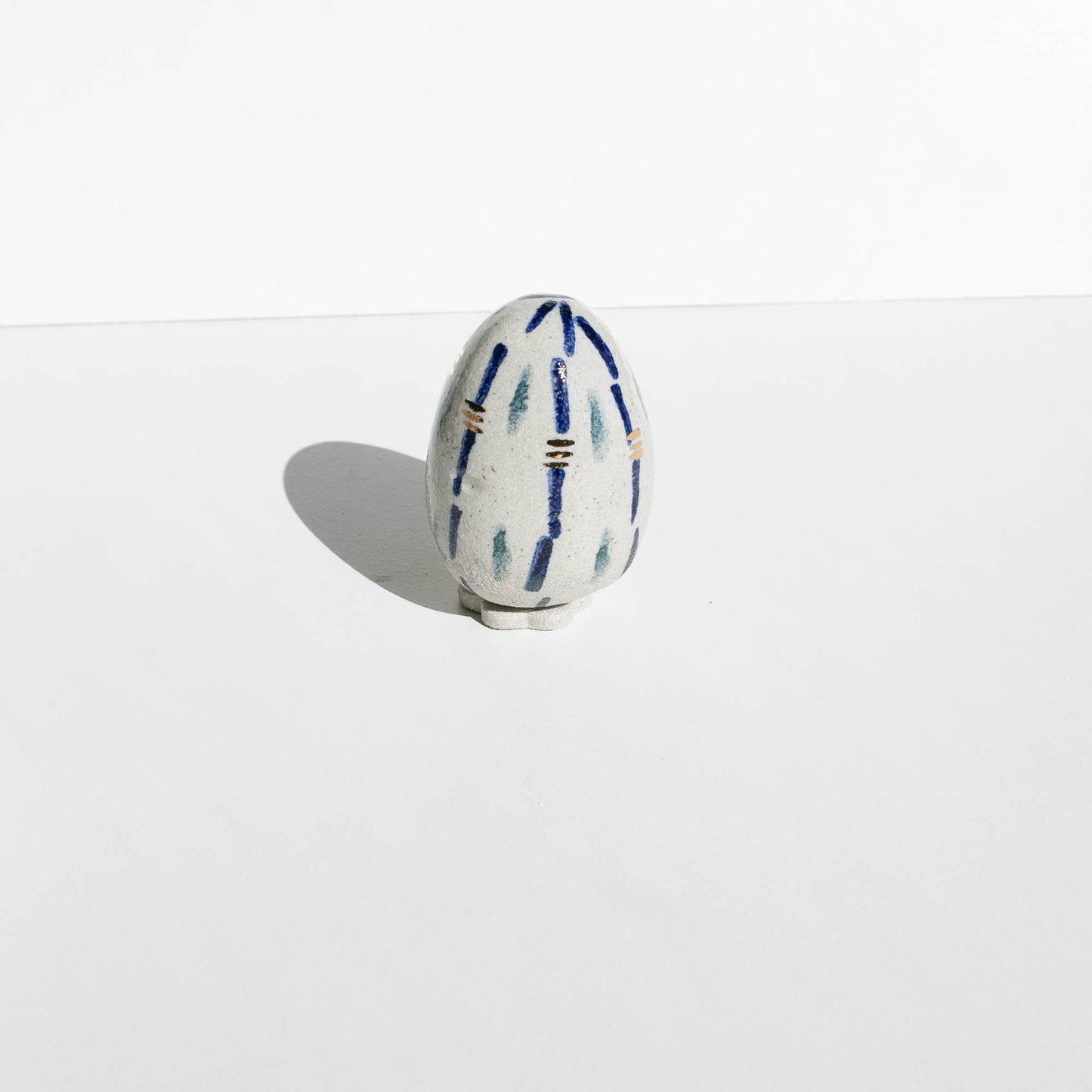 Large egg GOLD