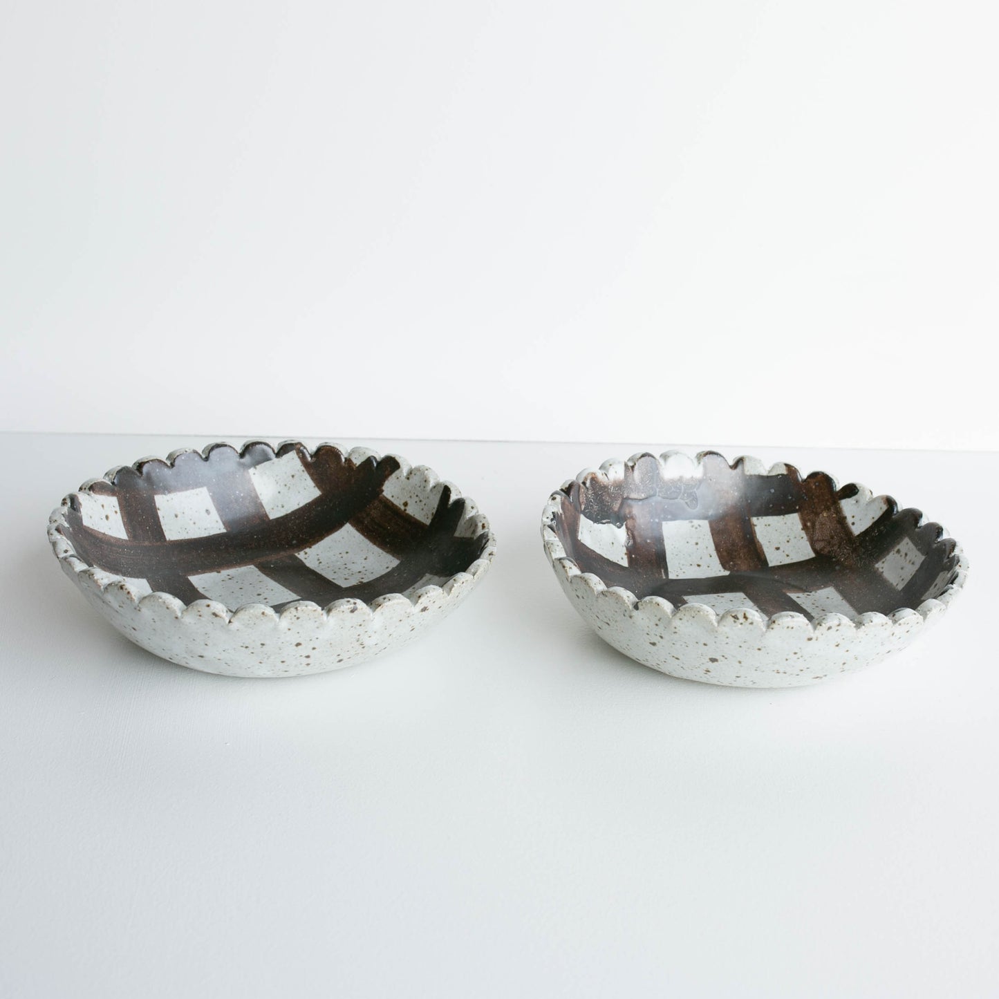 Natural white with iron cross | Large Flower Bowl set