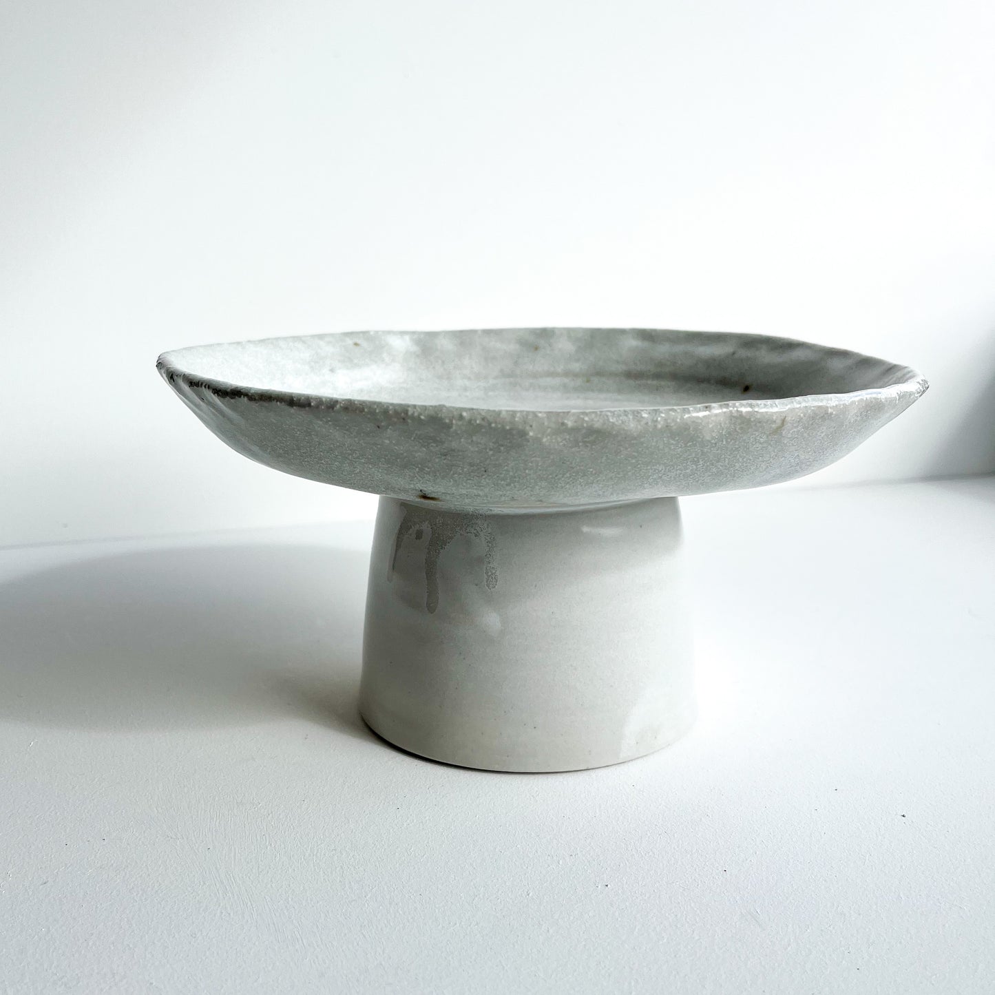 Frankie | Pedestal open bowl GOLD | Medium