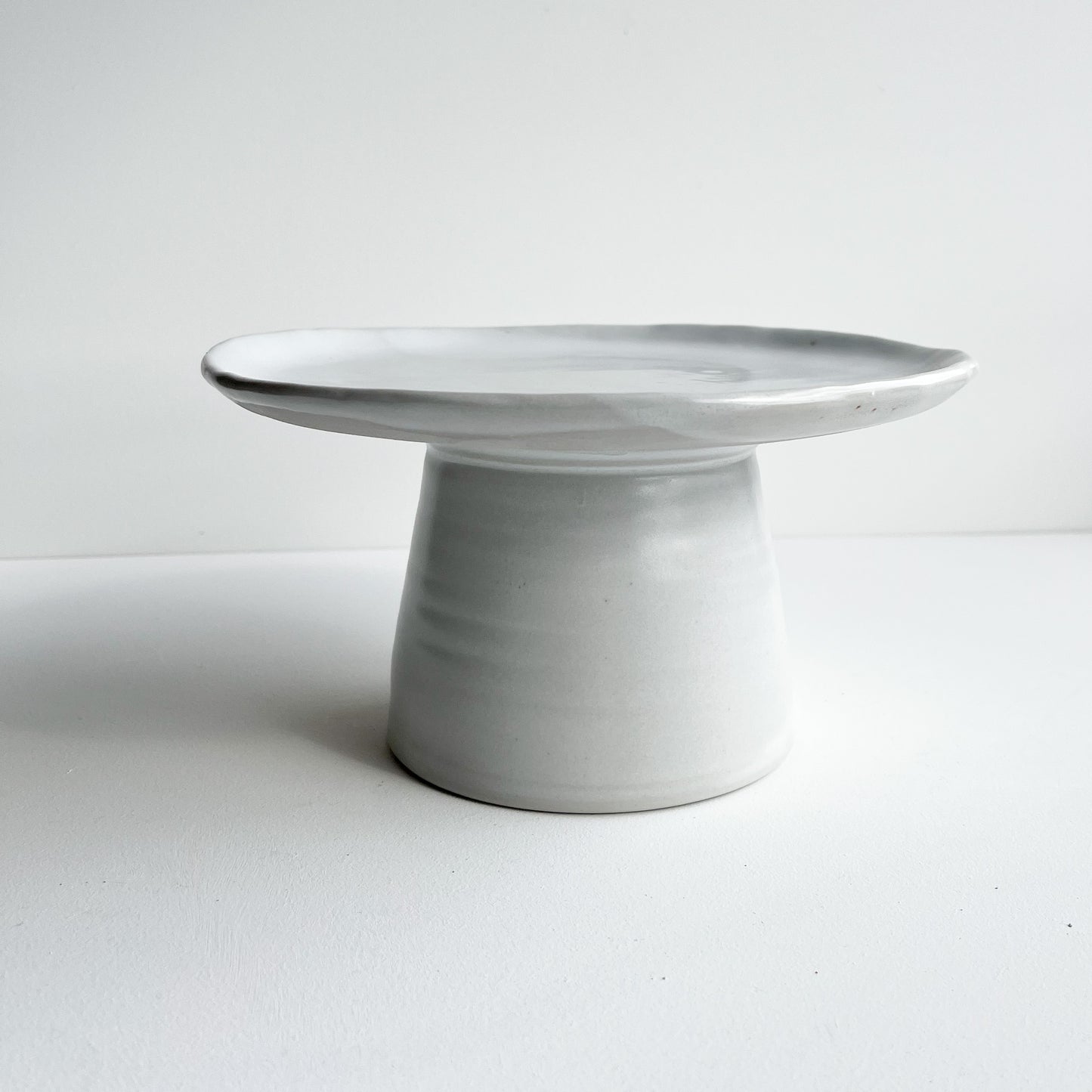 Sophia | Round Cake stand l Plain | Medium