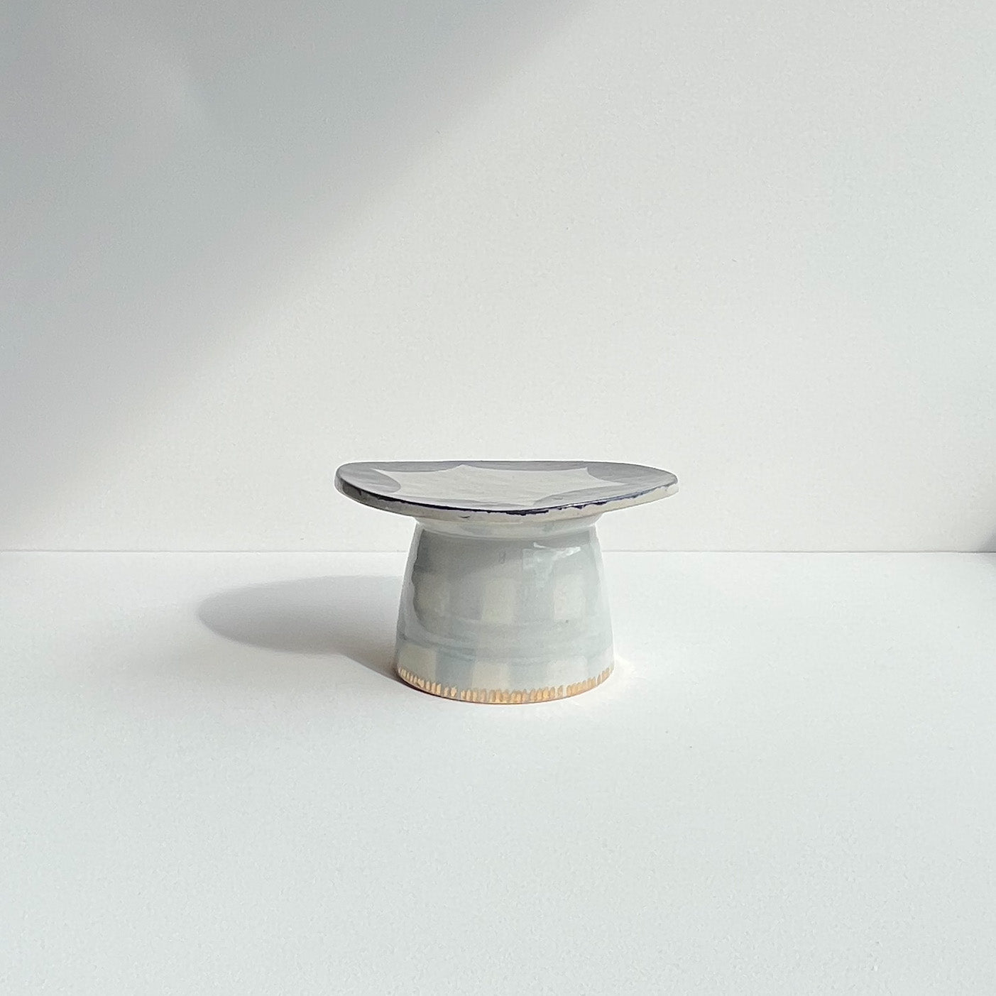 Elizabeth | Round Cake stand l GOLD | Small