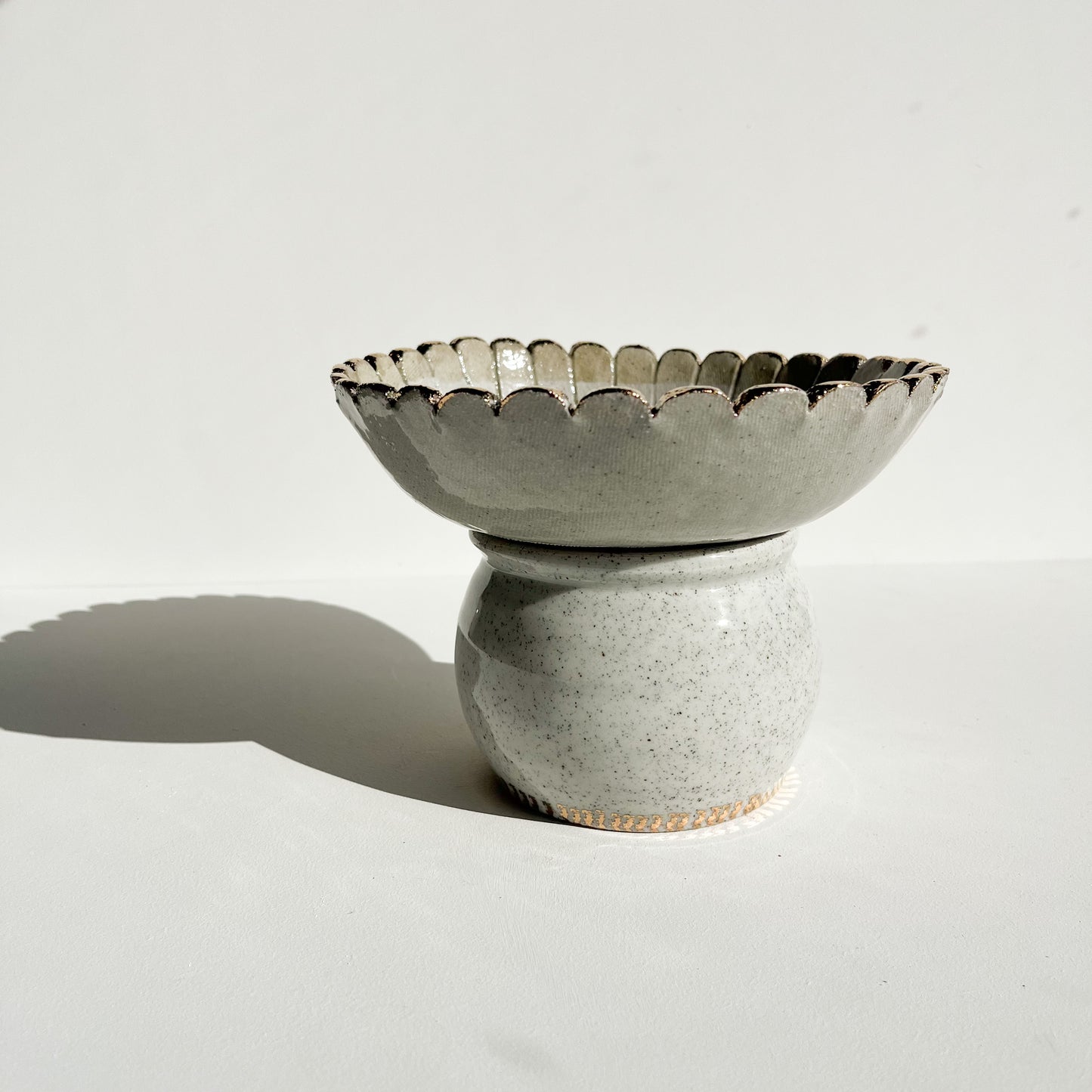 Aurora | Petal pedestal bowl l GOLD | Large
