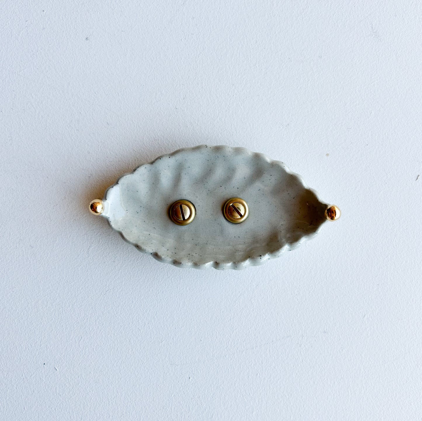 One hook/ handle | Ceramic hardware