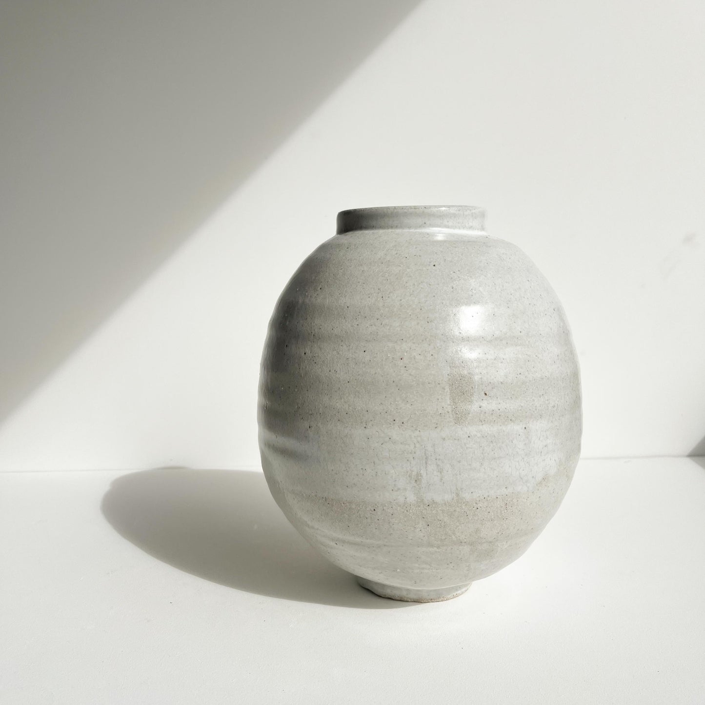 MOON Large Round vase