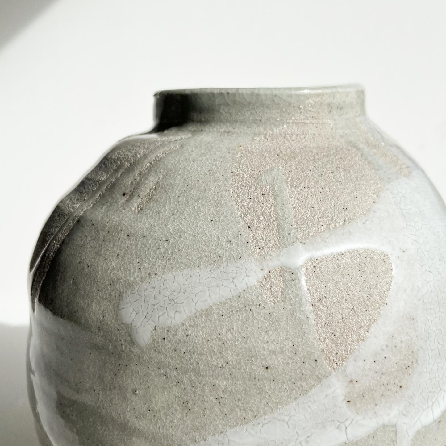 SEA FOAM Ophelia Large Round vase