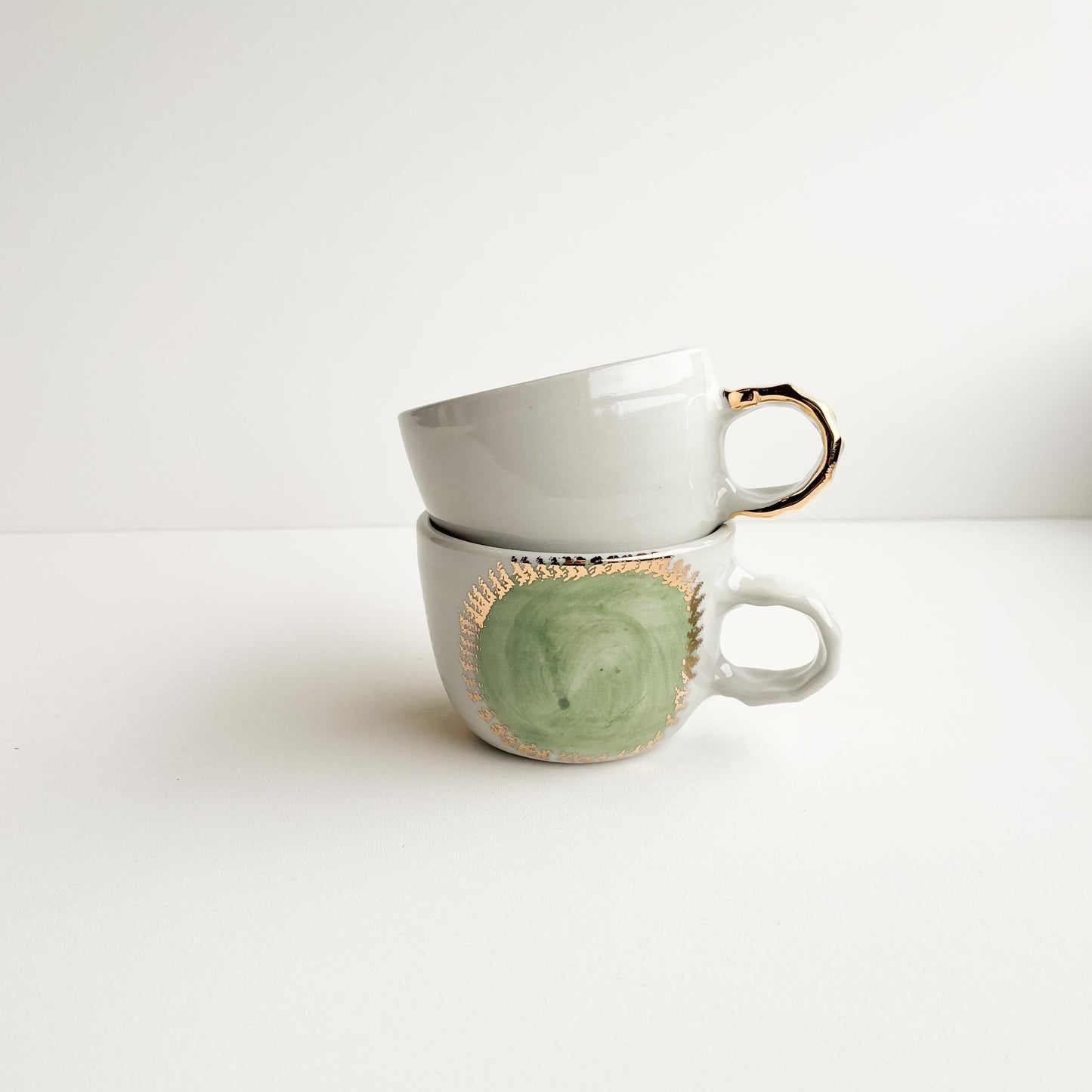 Will and Jess gold handle cups