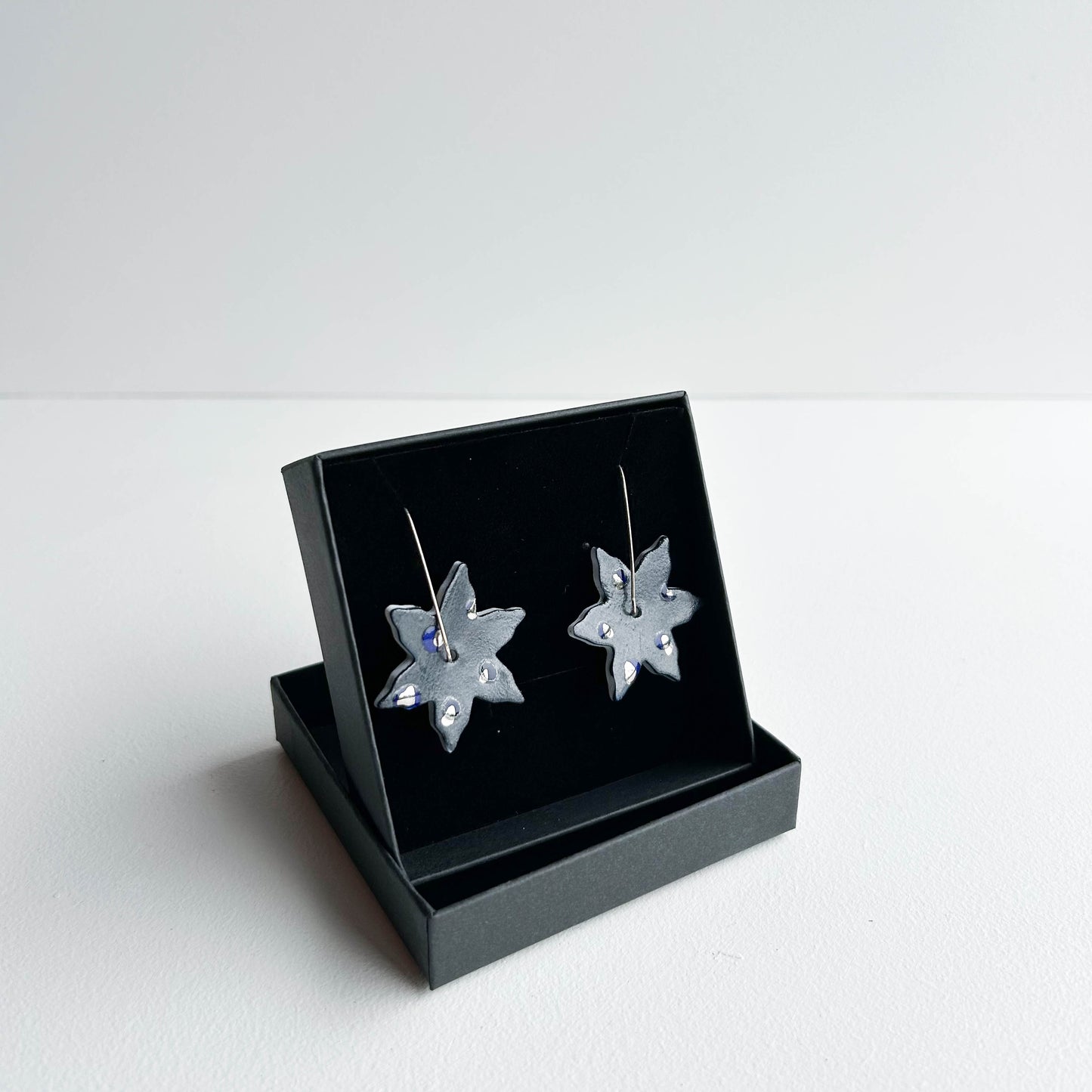 Large earrings | Porcelain | PLATINUM