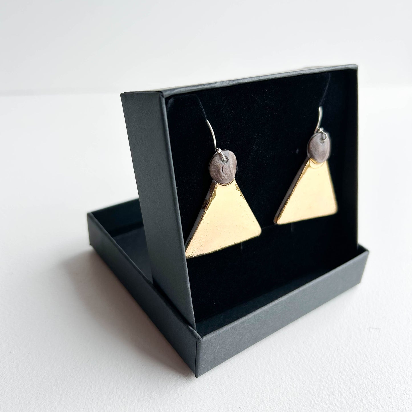 Large earrings | Porcelain | GOLD