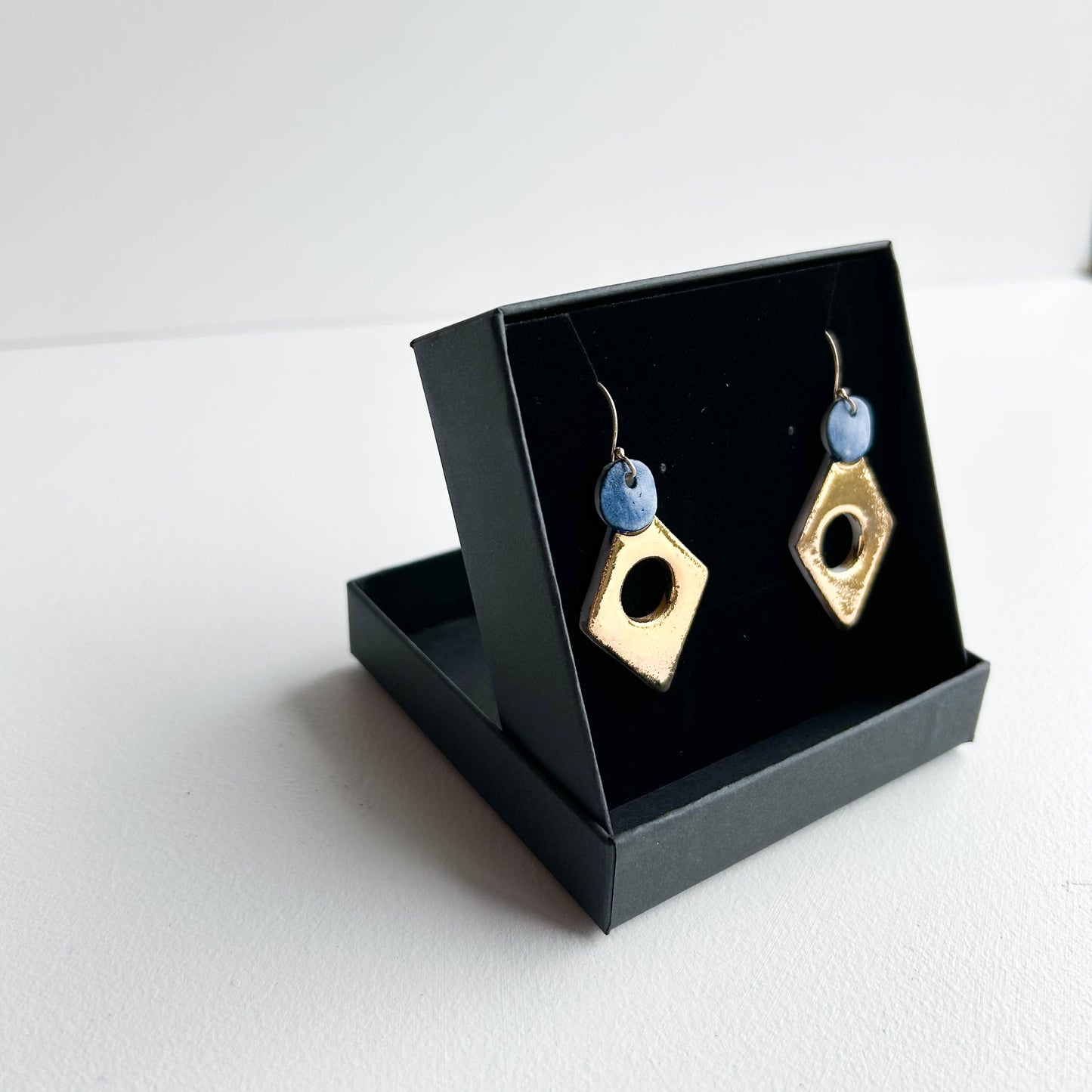 Large earrings | Porcelain | GOLD