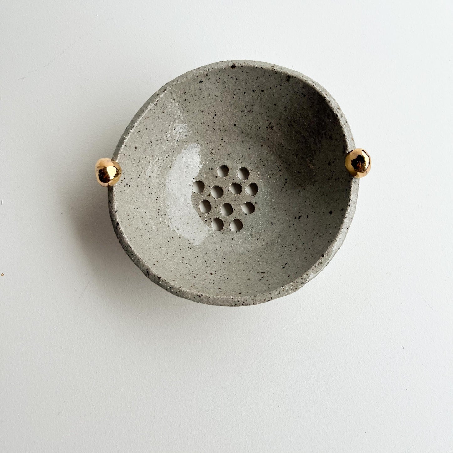 Lyra | berry strainer