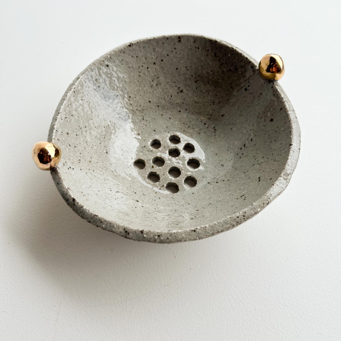 Lyra | berry strainer
