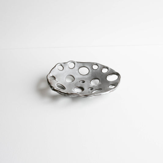 Stoneware lotus bowl | Deanne |