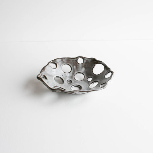 Stoneware lotus bowl | Veronica |