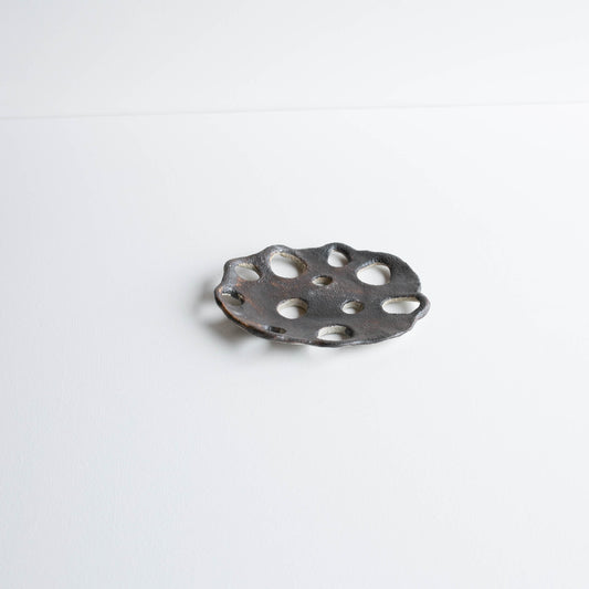 Stoneware lotus bowl | Anna |