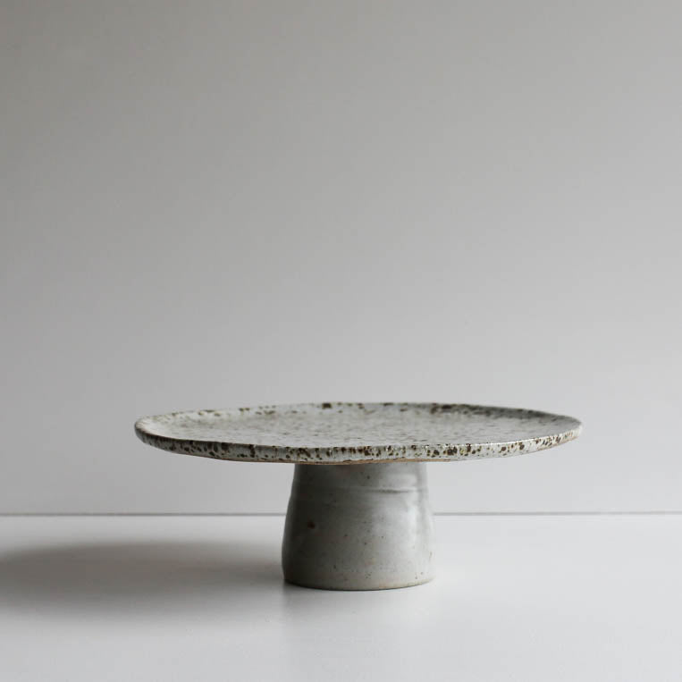 Mila cake stand