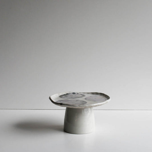Nadine cake stand