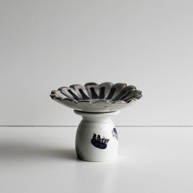 Lucy Pedestal flower Bowl