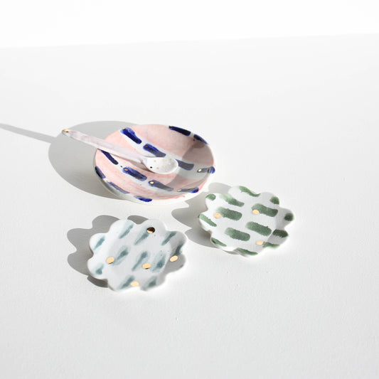 Porcelain mini dish set