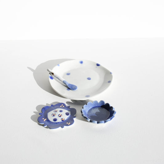 Porcelain mini dish set