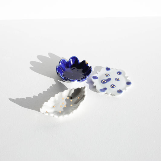 Porcelain mini dish set