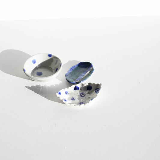 Porcelain mini dish set