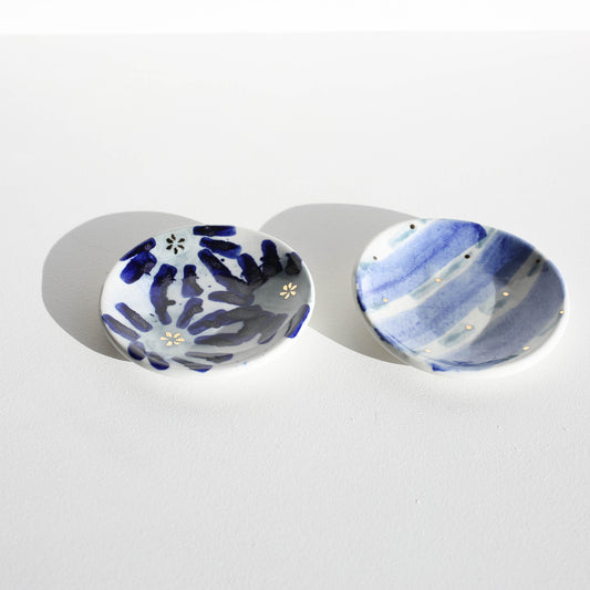 Porcelain mini dish set