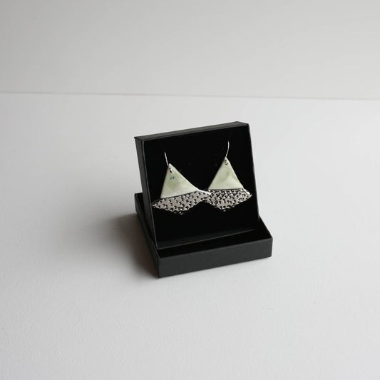 Medium earrings | Porcelain | PLATINUM