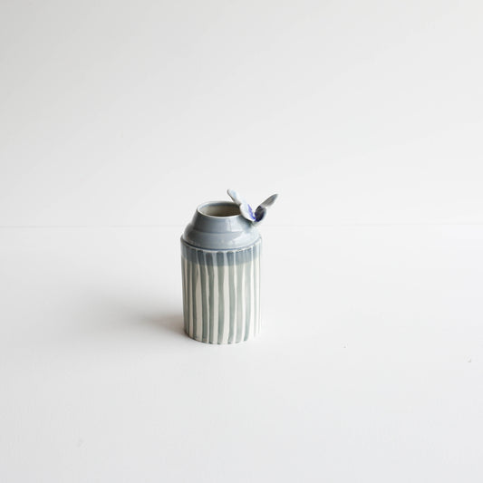 Butterfly vase | Stoneware vase GOLD