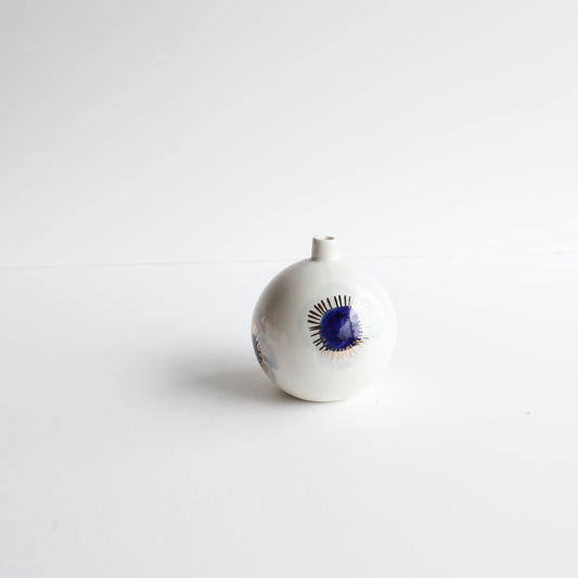 Orb vase | Stoneware vase GOLD