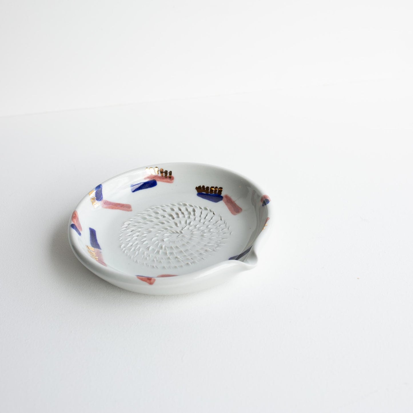 Tolly garlic ceramic grater