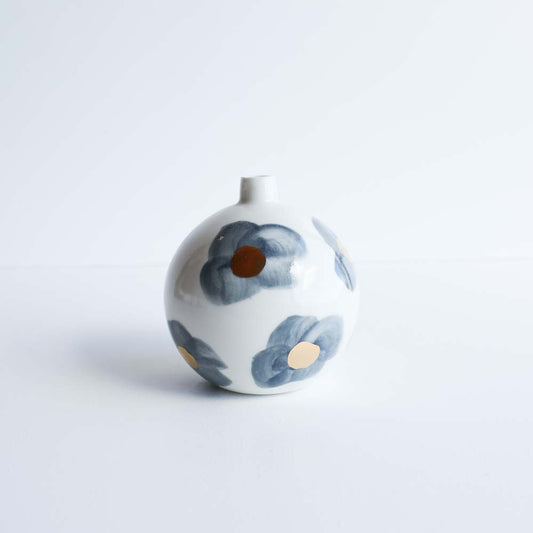 Orb vase | Stoneware vase GOLD