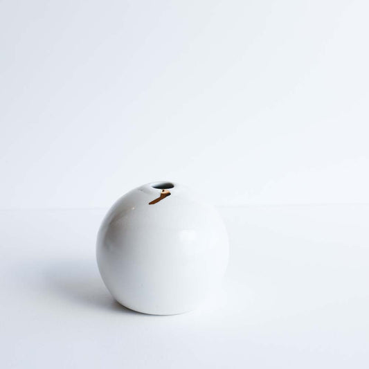 Orb vase | Stoneware vase GOLD